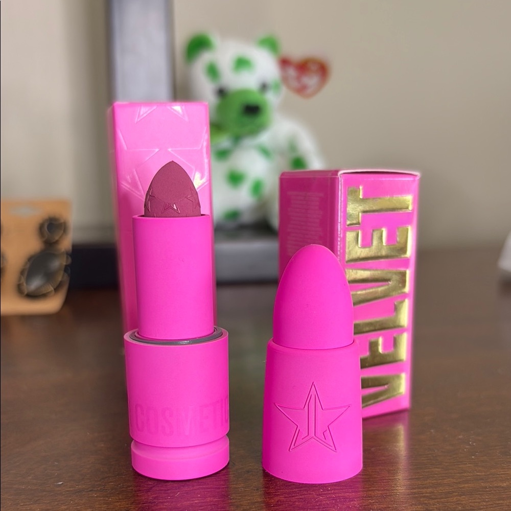 Pink Velvet Lipstick - Picture 2 of 2